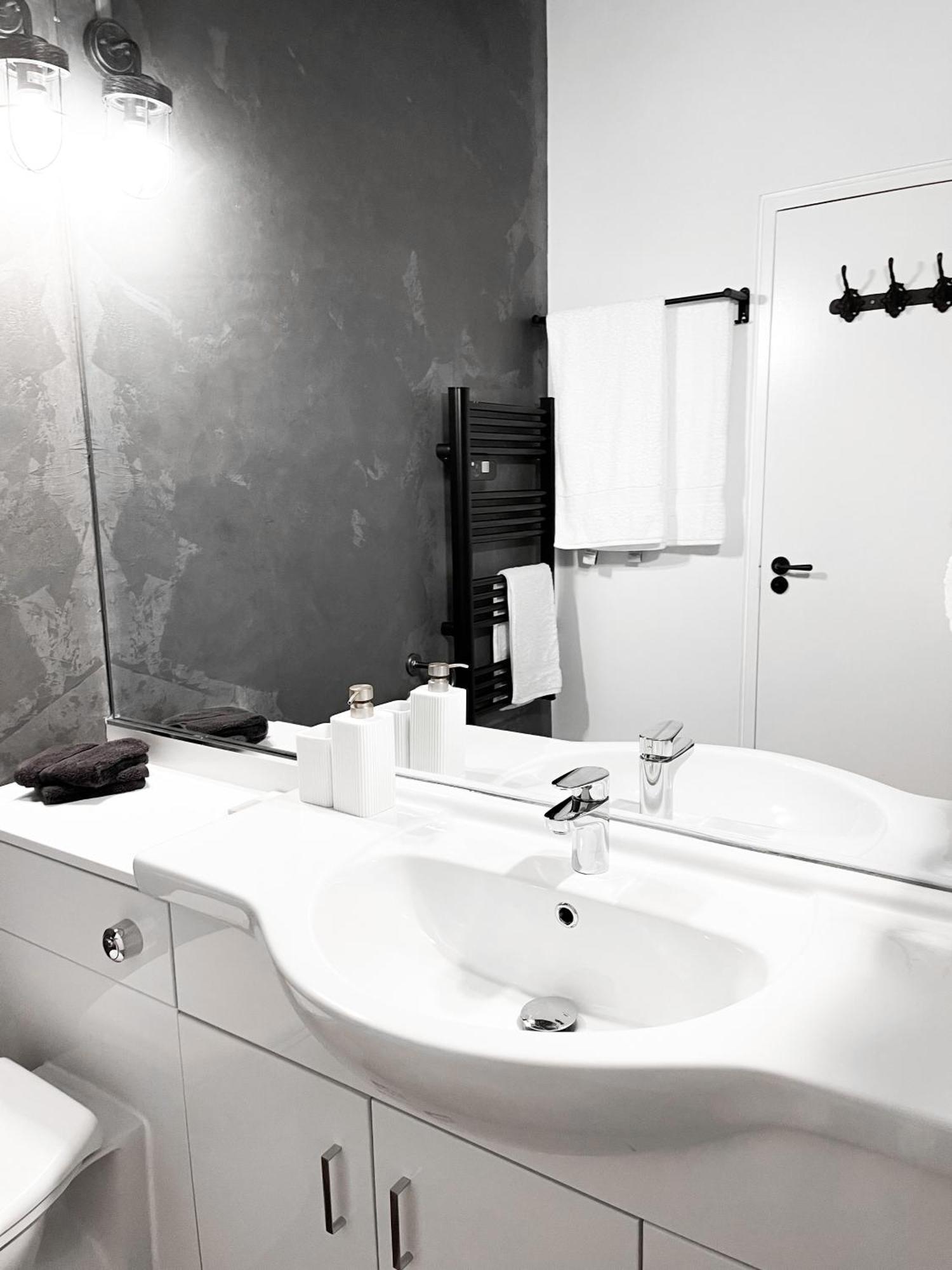 Apartment Stylish Loft - Center L1 *